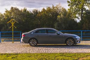 Audi A4 40 TDI Quattro S-Line 2019 года  (WW)